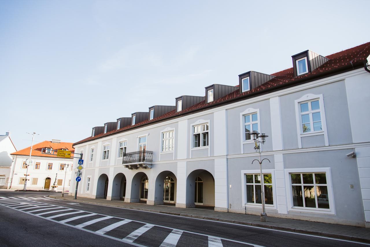 Hotel Stara Lika Gospić Екстериор снимка