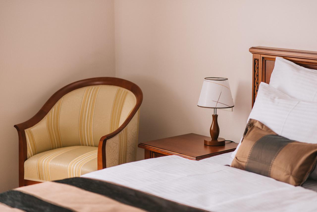 Hotel Stara Lika Gospić Екстериор снимка