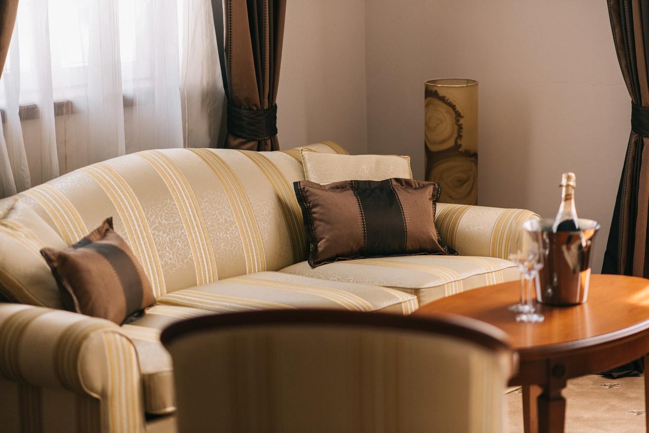 Hotel Stara Lika Gospić Екстериор снимка
