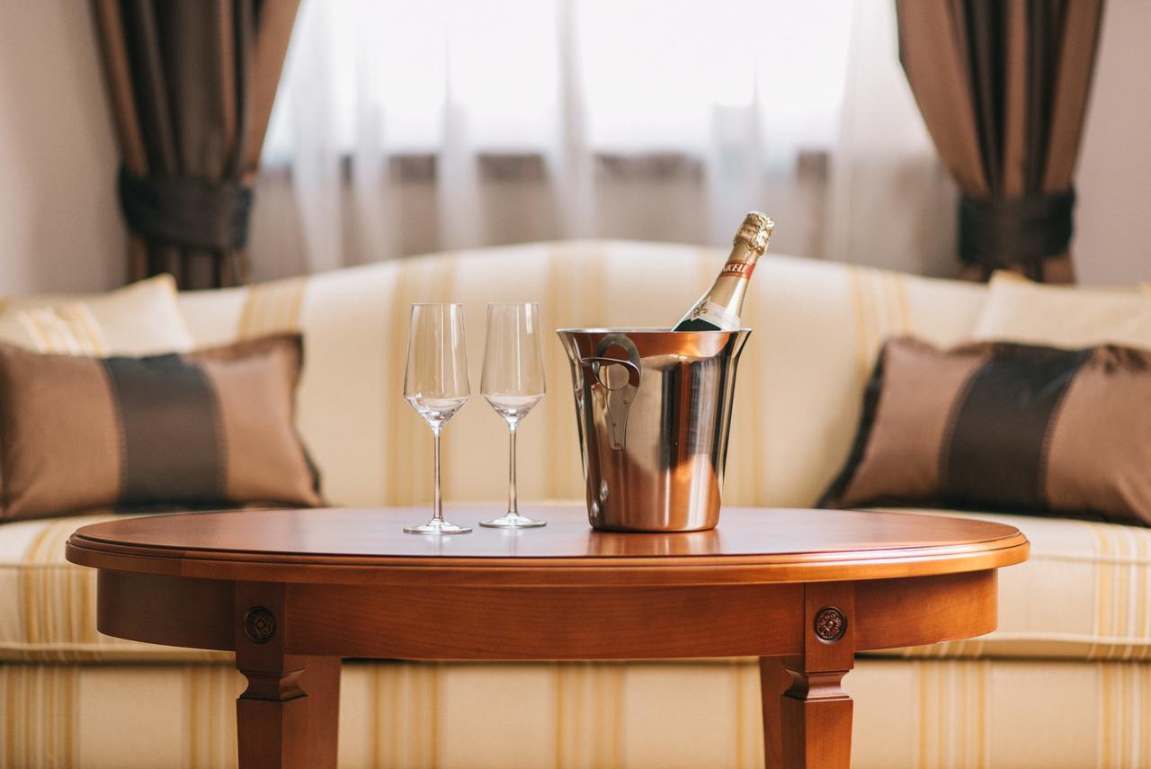 Hotel Stara Lika Gospić Екстериор снимка