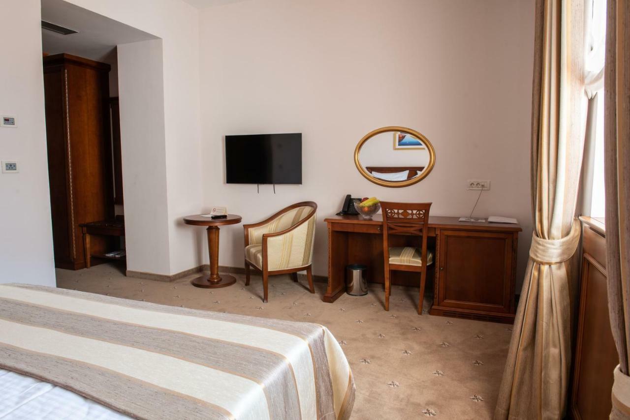 Hotel Stara Lika Gospić Екстериор снимка