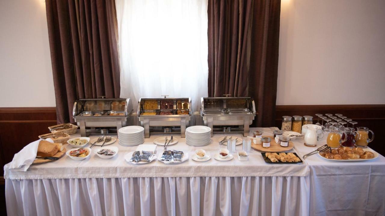Hotel Stara Lika Gospić Екстериор снимка