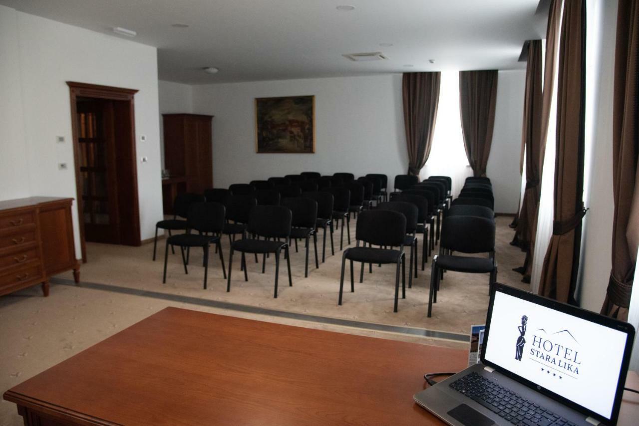 Hotel Stara Lika Gospić Екстериор снимка